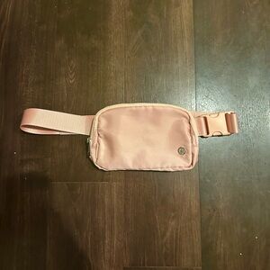 Lululemon Everywhere Belt Bag Pink Zip Fanny Pack Purse Logo